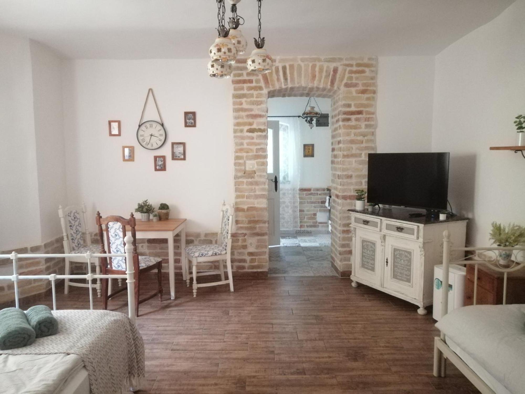 Kuria Apartman Budapest With Free Parking Eksteriør billede