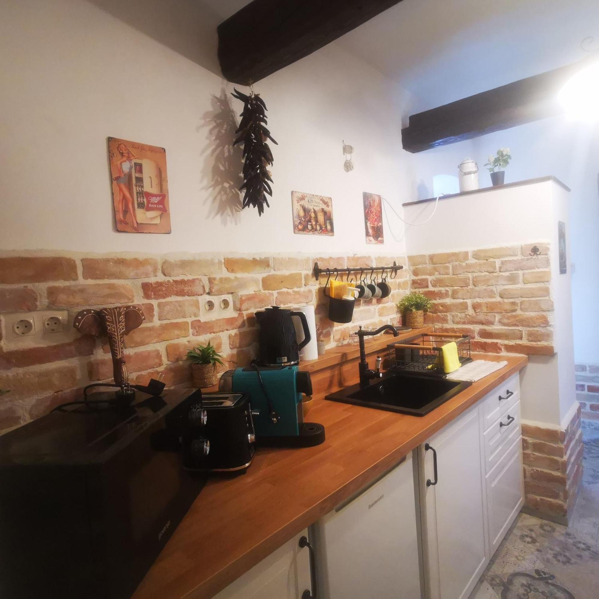 Kuria Apartman Budapest With Free Parking Eksteriør billede